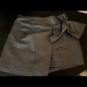 Zara Mini Skort Silver Size Small - Holiday Perfection